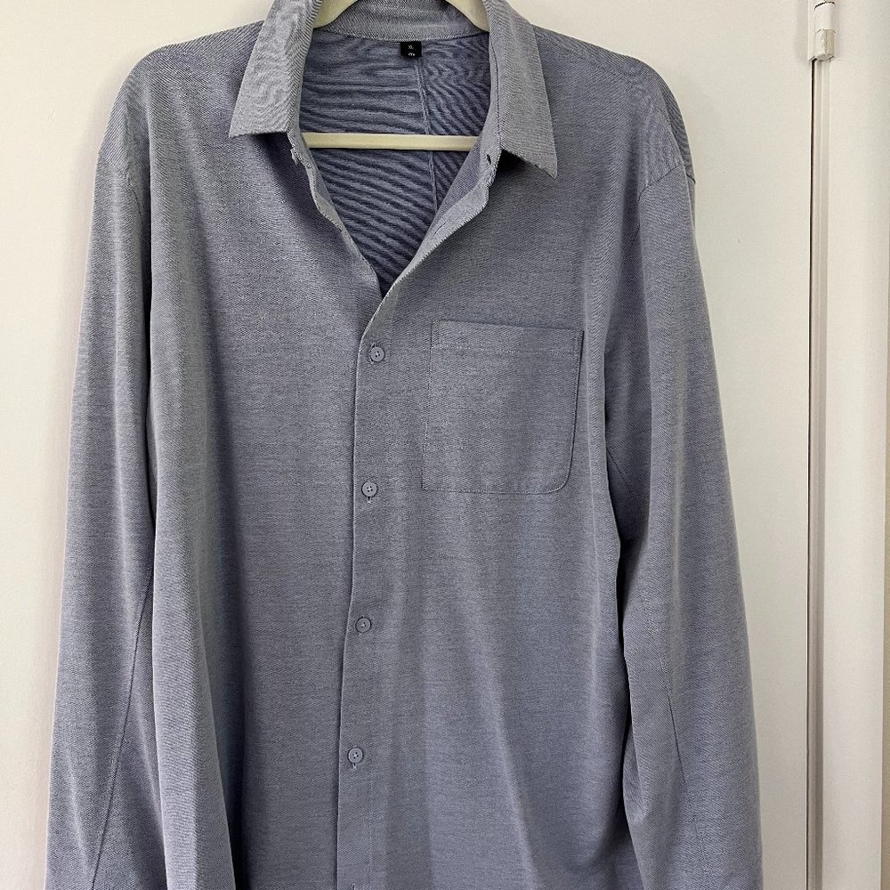 Lululemon Men's Button Down (Blue)